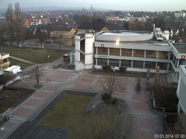 Foto der Webcam: Verwaltungsgeb&auml;ude, Innenhof mit Audimax, H&ouml;rsaal-Geb&auml;ude 1
