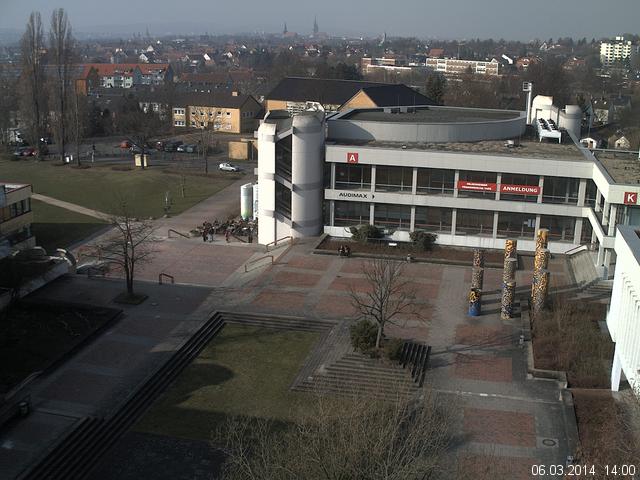 Foto der Webcam: Verwaltungsgeb&auml;ude, Innenhof mit Audimax, H&ouml;rsaal-Geb&auml;ude 1