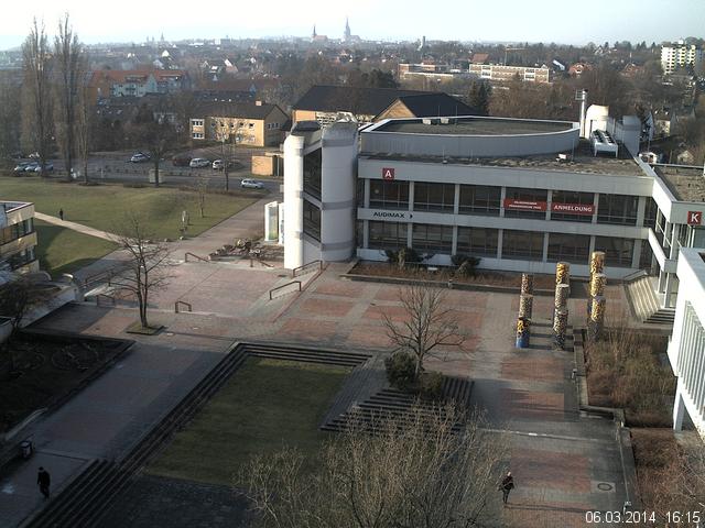 Foto der Webcam: Verwaltungsgeb&auml;ude, Innenhof mit Audimax, H&ouml;rsaal-Geb&auml;ude 1