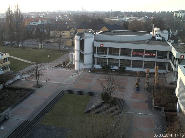 Foto der Webcam: Verwaltungsgeb&auml;ude, Innenhof mit Audimax, H&ouml;rsaal-Geb&auml;ude 1