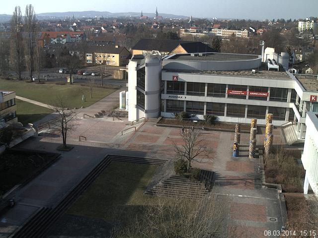 Foto der Webcam: Verwaltungsgeb&auml;ude, Innenhof mit Audimax, H&ouml;rsaal-Geb&auml;ude 1