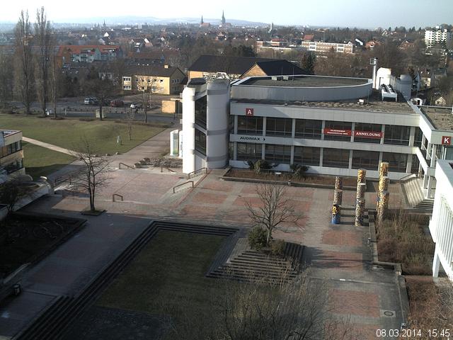 Foto der Webcam: Verwaltungsgeb&auml;ude, Innenhof mit Audimax, H&ouml;rsaal-Geb&auml;ude 1