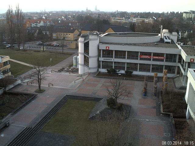 Foto der Webcam: Verwaltungsgeb&auml;ude, Innenhof mit Audimax, H&ouml;rsaal-Geb&auml;ude 1