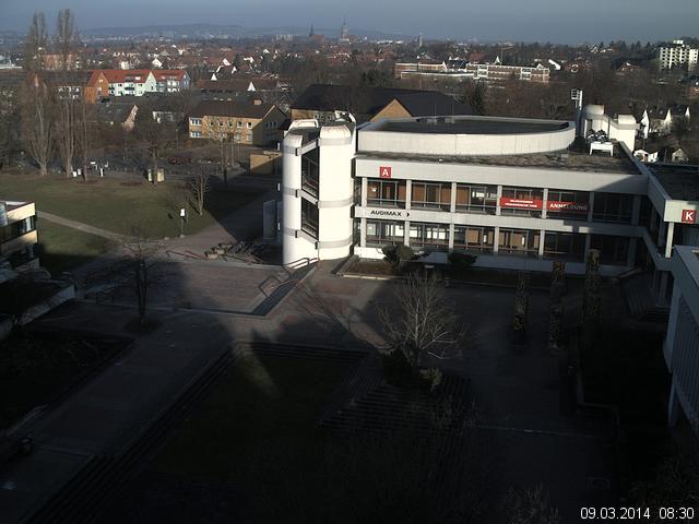 Foto der Webcam: Verwaltungsgeb&auml;ude, Innenhof mit Audimax, H&ouml;rsaal-Geb&auml;ude 1