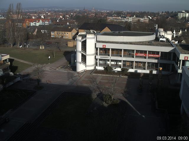 Foto der Webcam: Verwaltungsgeb&auml;ude, Innenhof mit Audimax, H&ouml;rsaal-Geb&auml;ude 1
