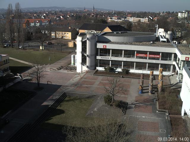 Foto der Webcam: Verwaltungsgeb&auml;ude, Innenhof mit Audimax, H&ouml;rsaal-Geb&auml;ude 1
