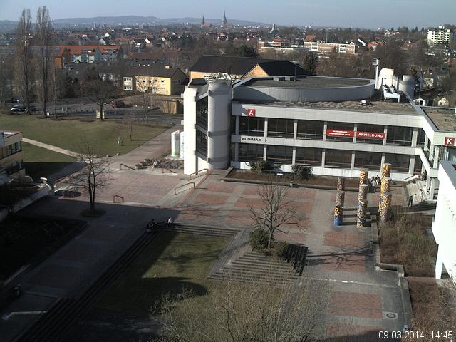 Foto der Webcam: Verwaltungsgeb&auml;ude, Innenhof mit Audimax, H&ouml;rsaal-Geb&auml;ude 1