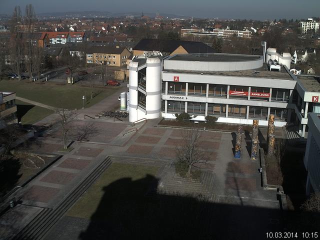 Foto der Webcam: Verwaltungsgeb&auml;ude, Innenhof mit Audimax, H&ouml;rsaal-Geb&auml;ude 1