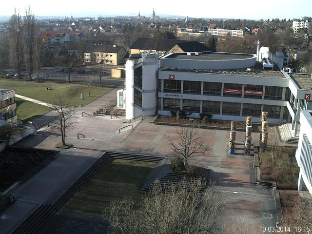 Foto der Webcam: Verwaltungsgeb&auml;ude, Innenhof mit Audimax, H&ouml;rsaal-Geb&auml;ude 1