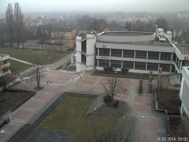 Foto der Webcam: Verwaltungsgeb&auml;ude, Innenhof mit Audimax, H&ouml;rsaal-Geb&auml;ude 1