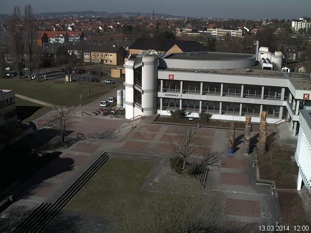 Foto der Webcam: Verwaltungsgeb&auml;ude, Innenhof mit Audimax, H&ouml;rsaal-Geb&auml;ude 1