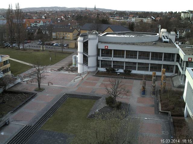 Foto der Webcam: Verwaltungsgeb&auml;ude, Innenhof mit Audimax, H&ouml;rsaal-Geb&auml;ude 1