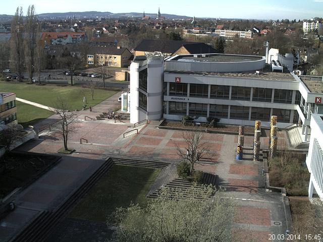 Foto der Webcam: Verwaltungsgeb&auml;ude, Innenhof mit Audimax, H&ouml;rsaal-Geb&auml;ude 1