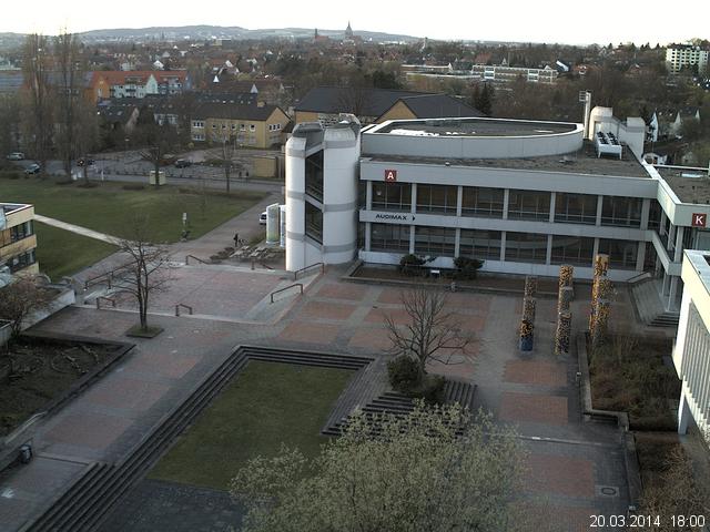 Foto der Webcam: Verwaltungsgeb&auml;ude, Innenhof mit Audimax, H&ouml;rsaal-Geb&auml;ude 1
