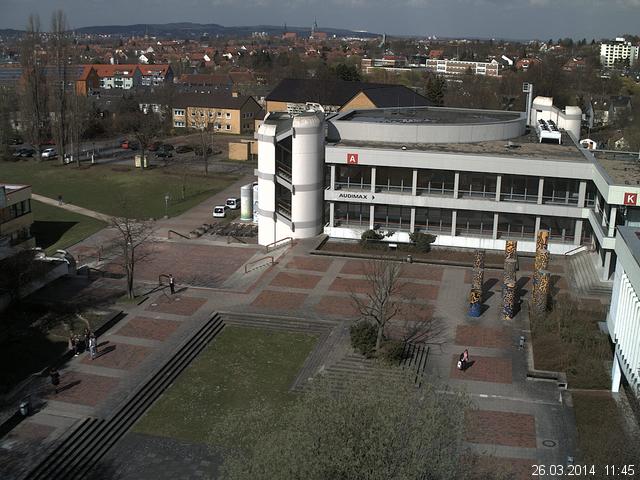Foto der Webcam: Verwaltungsgeb&auml;ude, Innenhof mit Audimax, H&ouml;rsaal-Geb&auml;ude 1