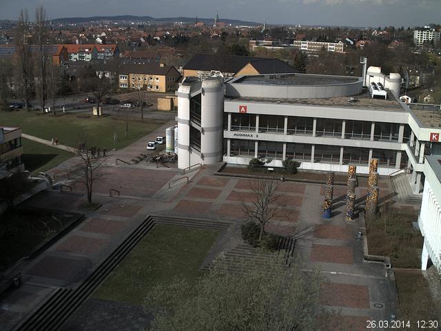 Foto der Webcam: Verwaltungsgeb&auml;ude, Innenhof mit Audimax, H&ouml;rsaal-Geb&auml;ude 1