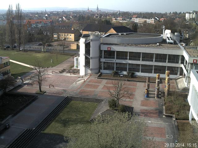 Foto der Webcam: Verwaltungsgeb&auml;ude, Innenhof mit Audimax, H&ouml;rsaal-Geb&auml;ude 1