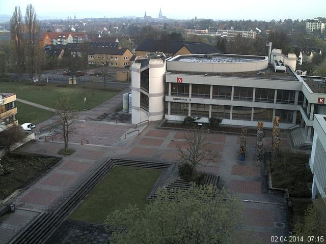 Foto der Webcam: Verwaltungsgeb&auml;ude, Innenhof mit Audimax, H&ouml;rsaal-Geb&auml;ude 1