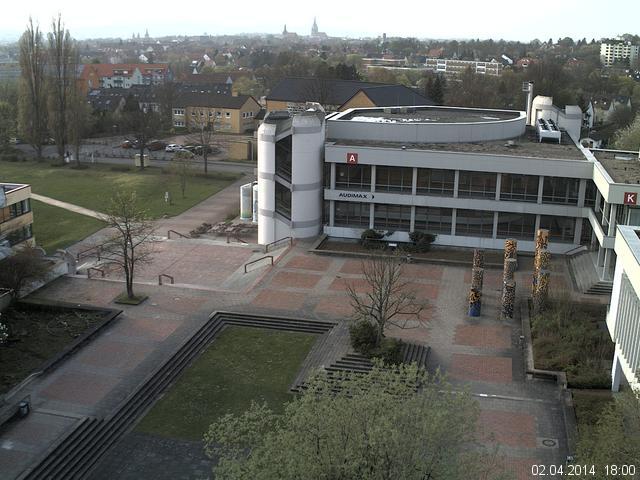 Foto der Webcam: Verwaltungsgeb&auml;ude, Innenhof mit Audimax, H&ouml;rsaal-Geb&auml;ude 1