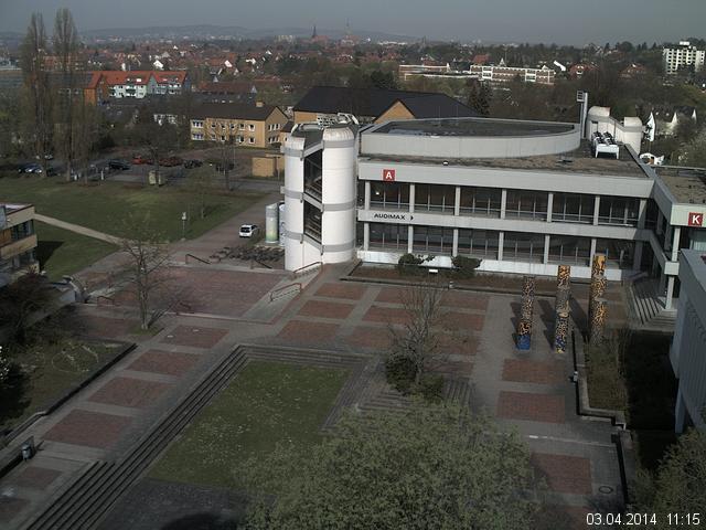 Foto der Webcam: Verwaltungsgeb&auml;ude, Innenhof mit Audimax, H&ouml;rsaal-Geb&auml;ude 1