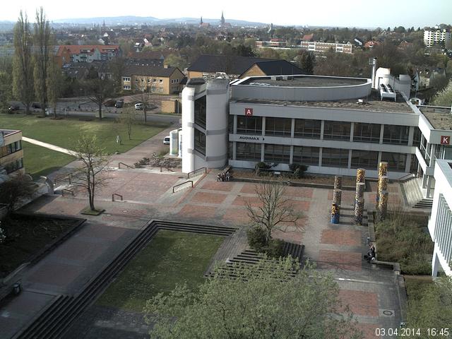 Foto der Webcam: Verwaltungsgeb&auml;ude, Innenhof mit Audimax, H&ouml;rsaal-Geb&auml;ude 1