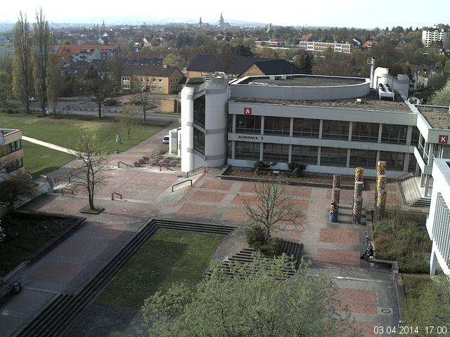 Foto der Webcam: Verwaltungsgeb&auml;ude, Innenhof mit Audimax, H&ouml;rsaal-Geb&auml;ude 1