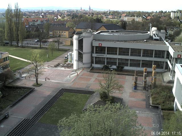 Foto der Webcam: Verwaltungsgeb&auml;ude, Innenhof mit Audimax, H&ouml;rsaal-Geb&auml;ude 1