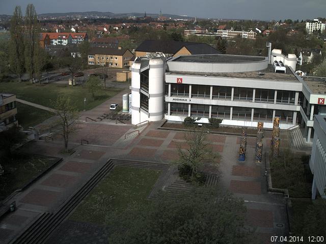 Foto der Webcam: Verwaltungsgeb&auml;ude, Innenhof mit Audimax, H&ouml;rsaal-Geb&auml;ude 1