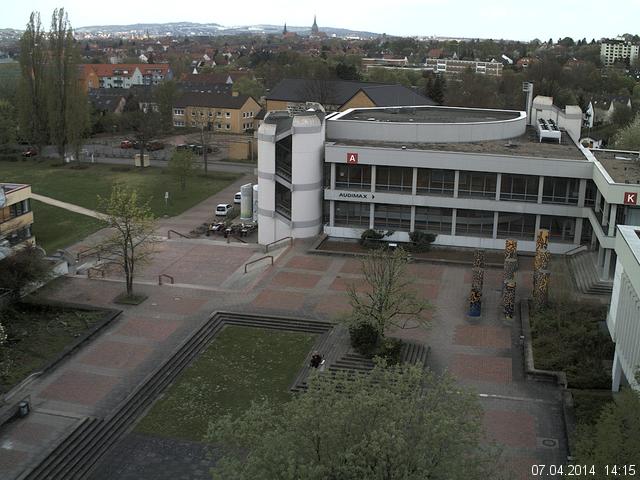 Foto der Webcam: Verwaltungsgeb&auml;ude, Innenhof mit Audimax, H&ouml;rsaal-Geb&auml;ude 1