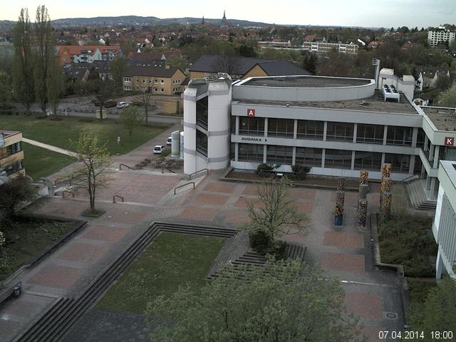 Foto der Webcam: Verwaltungsgeb&auml;ude, Innenhof mit Audimax, H&ouml;rsaal-Geb&auml;ude 1