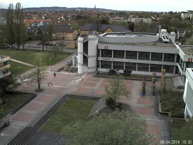 Foto der Webcam: Verwaltungsgeb&auml;ude, Innenhof mit Audimax, H&ouml;rsaal-Geb&auml;ude 1