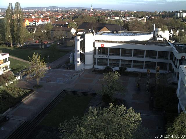 Foto der Webcam: Verwaltungsgeb&auml;ude, Innenhof mit Audimax, H&ouml;rsaal-Geb&auml;ude 1