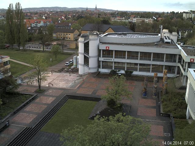 Foto der Webcam: Verwaltungsgeb&auml;ude, Innenhof mit Audimax, H&ouml;rsaal-Geb&auml;ude 1