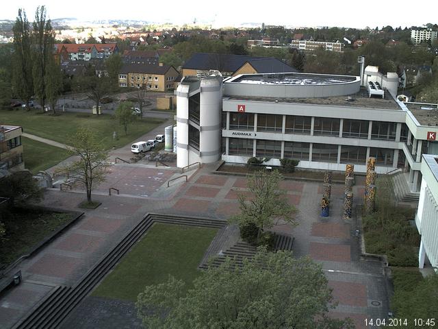 Foto der Webcam: Verwaltungsgeb&auml;ude, Innenhof mit Audimax, H&ouml;rsaal-Geb&auml;ude 1
