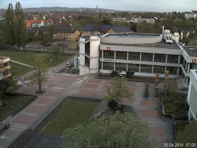 Foto der Webcam: Verwaltungsgeb&auml;ude, Innenhof mit Audimax, H&ouml;rsaal-Geb&auml;ude 1