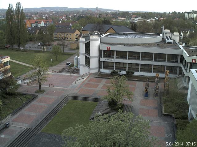 Foto der Webcam: Verwaltungsgeb&auml;ude, Innenhof mit Audimax, H&ouml;rsaal-Geb&auml;ude 1
