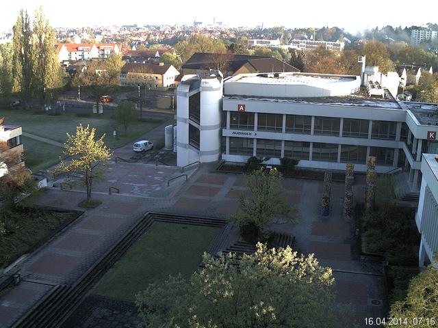 Foto der Webcam: Verwaltungsgeb&auml;ude, Innenhof mit Audimax, H&ouml;rsaal-Geb&auml;ude 1