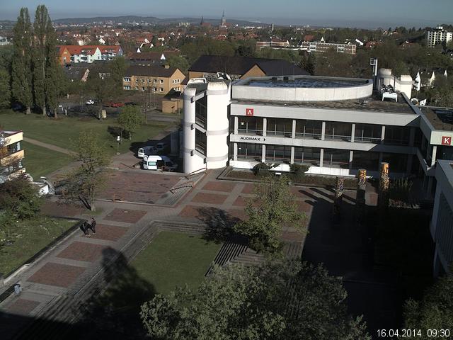 Foto der Webcam: Verwaltungsgeb&auml;ude, Innenhof mit Audimax, H&ouml;rsaal-Geb&auml;ude 1