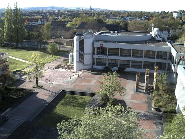 Foto der Webcam: Verwaltungsgeb&auml;ude, Innenhof mit Audimax, H&ouml;rsaal-Geb&auml;ude 1