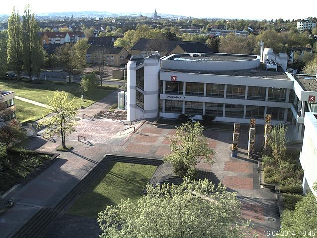 Foto der Webcam: Verwaltungsgeb&auml;ude, Innenhof mit Audimax, H&ouml;rsaal-Geb&auml;ude 1