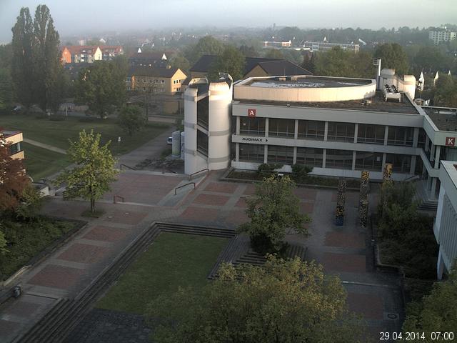 Foto der Webcam: Verwaltungsgeb&auml;ude, Innenhof mit Audimax, H&ouml;rsaal-Geb&auml;ude 1