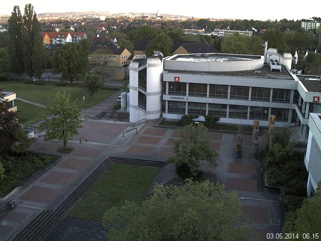 Foto der Webcam: Verwaltungsgeb&auml;ude, Innenhof mit Audimax, H&ouml;rsaal-Geb&auml;ude 1