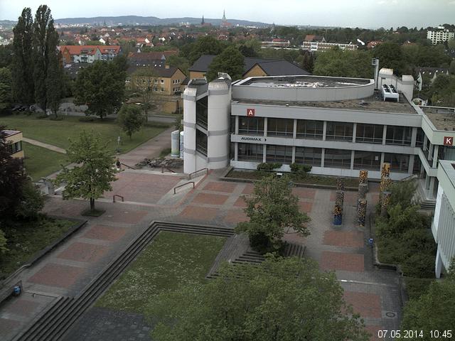 Foto der Webcam: Verwaltungsgeb&auml;ude, Innenhof mit Audimax, H&ouml;rsaal-Geb&auml;ude 1