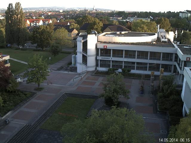 Foto der Webcam: Verwaltungsgeb&auml;ude, Innenhof mit Audimax, H&ouml;rsaal-Geb&auml;ude 1