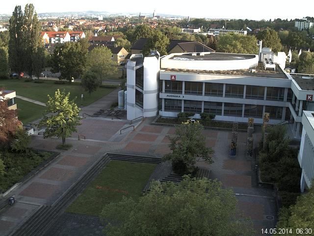 Foto der Webcam: Verwaltungsgeb&auml;ude, Innenhof mit Audimax, H&ouml;rsaal-Geb&auml;ude 1