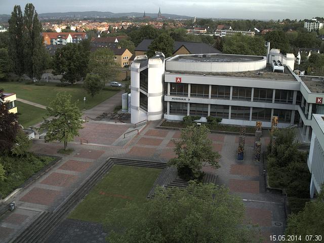 Foto der Webcam: Verwaltungsgeb&auml;ude, Innenhof mit Audimax, H&ouml;rsaal-Geb&auml;ude 1