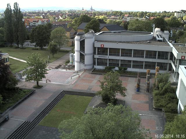 Foto der Webcam: Verwaltungsgeb&auml;ude, Innenhof mit Audimax, H&ouml;rsaal-Geb&auml;ude 1