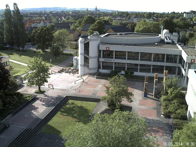 Foto der Webcam: Verwaltungsgeb&auml;ude, Innenhof mit Audimax, H&ouml;rsaal-Geb&auml;ude 1