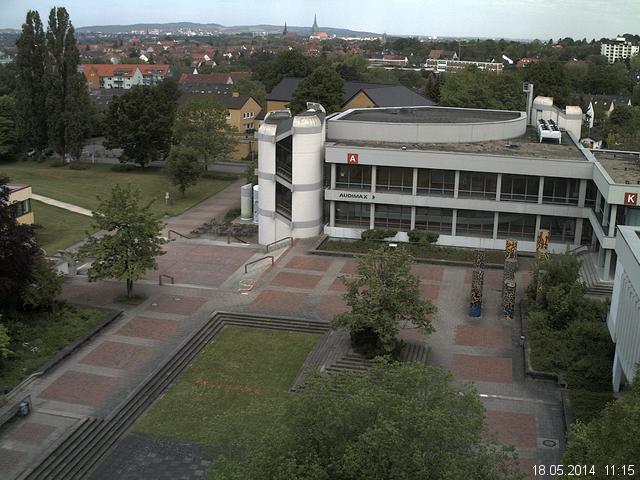 Foto der Webcam: Verwaltungsgeb&auml;ude, Innenhof mit Audimax, H&ouml;rsaal-Geb&auml;ude 1