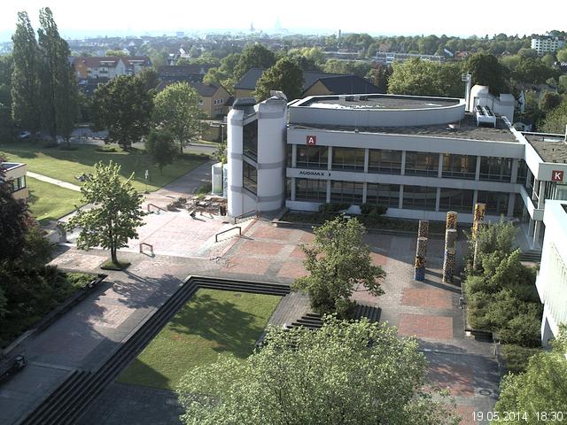 Foto der Webcam: Verwaltungsgeb&auml;ude, Innenhof mit Audimax, H&ouml;rsaal-Geb&auml;ude 1